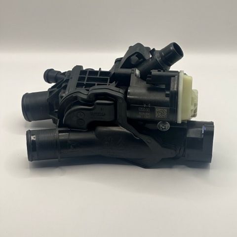 Genuine Ford Focus Kuga Mondeo 2.0 Diesel Engine Thermostat 2012-2022